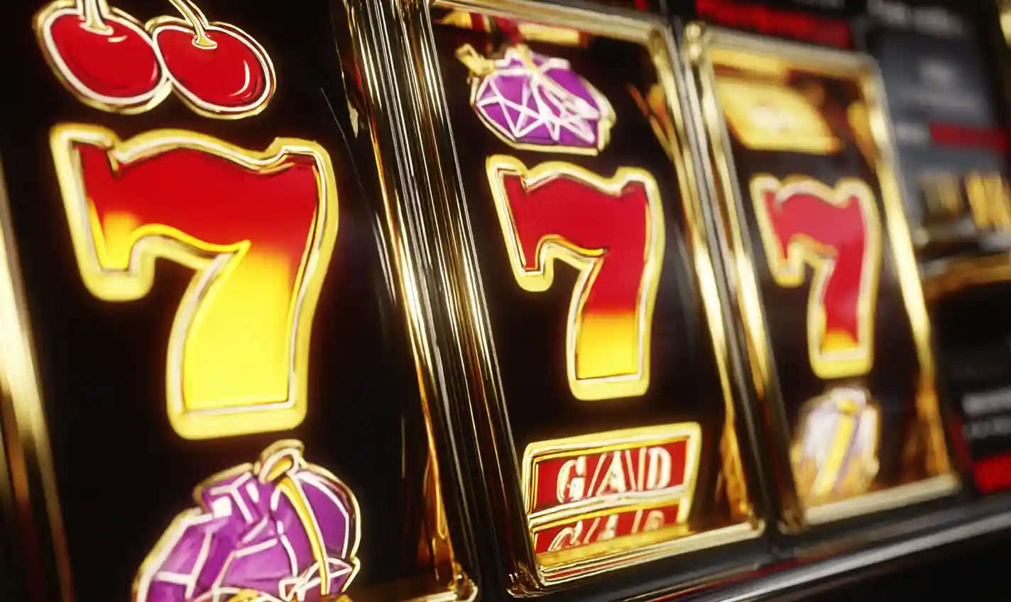 casino royale online gambling real money